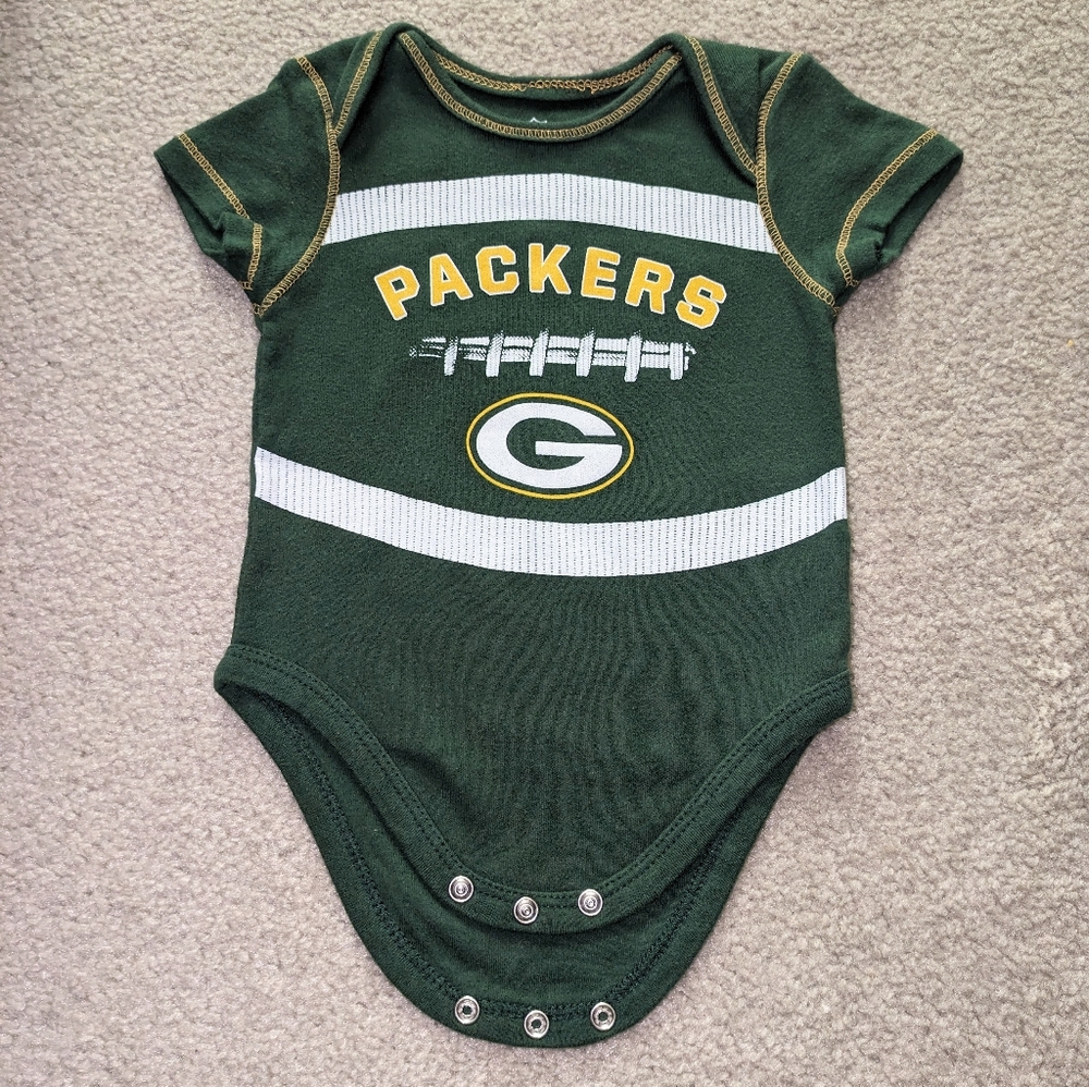 NFL Team Apparel Unisex Packers short sleeve onesie, Size 3/6mo